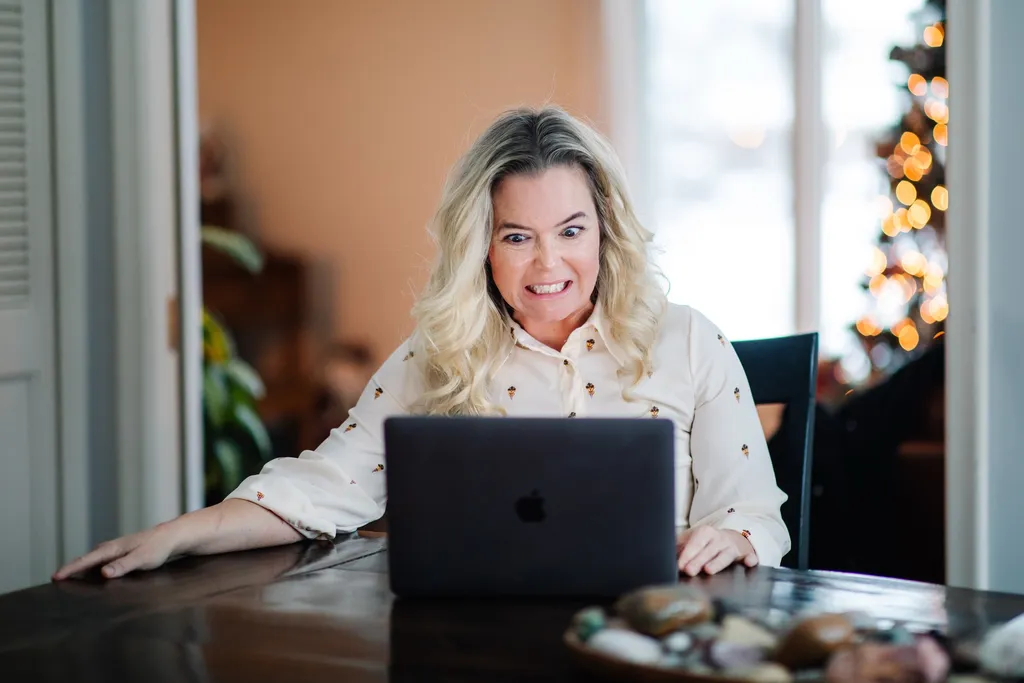 I Want to Punch Myself in the Face